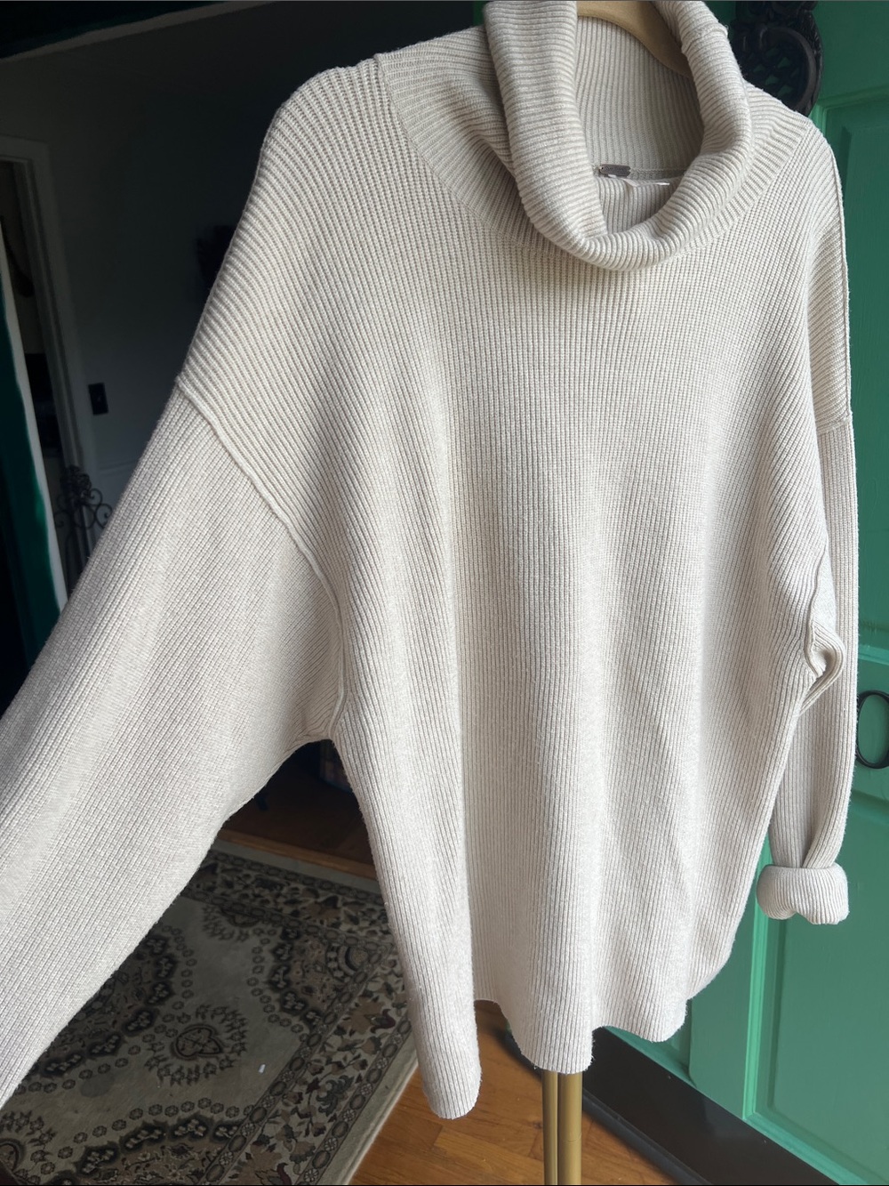 Free People Softly Structured Knit Tunic Sweater Ribbed Cowl Neck / Medium 🍁